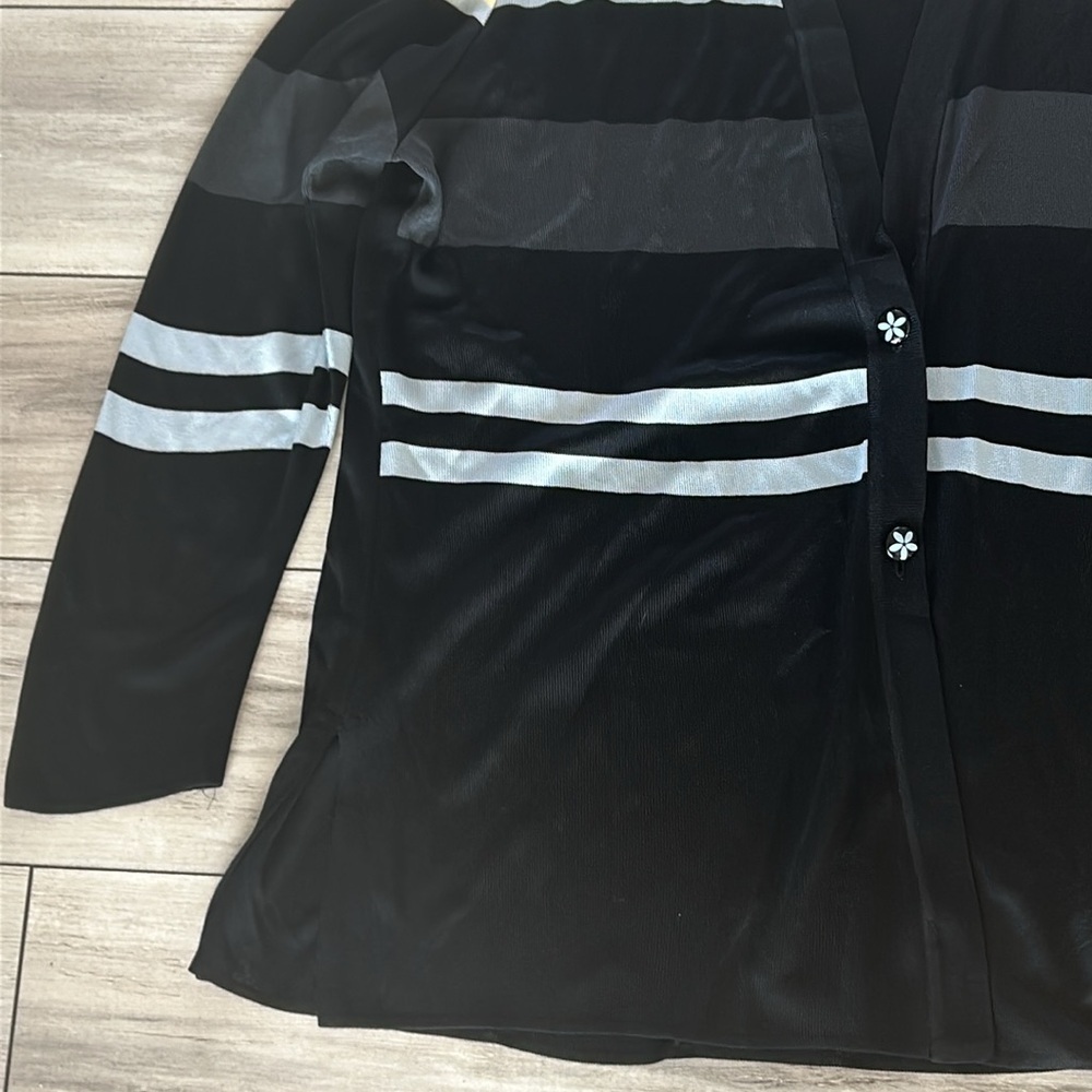 Exclusively Misook Size Large Button Front Cardig… - image 4